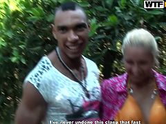 Anabell walks in the forest with her bf and fucks in the open air