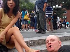 NYC Foot Massage Public