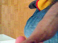Jacking it to LisaLove, Best pussy i've seen in a long time