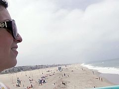 Cuddly dark head chick with small tits is chilling at the beach with her lover. When they are indoor, she gives him hot blowjob taking the rod all the way in. Then she takes off her clothes letting the guy eat wet slick pussy.