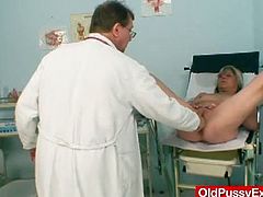 Old Pussy Exam brings you a nasty free porn video where you can see how a horny blonde mature dildos her cunt very hard into heaven before doing the same with her ass in front of her doctor.