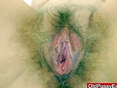 Mature brunette gets her hairy cunt examined