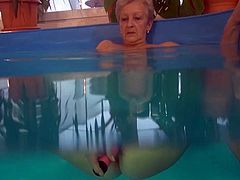 Old nanny felt too horny while swimming alone in the pool
