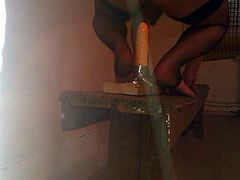 w kabaretach siadam na wibratorze w piwnicy