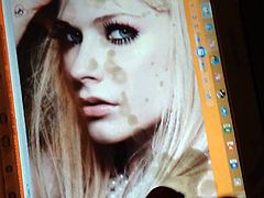 Avril Lavigne Cum Tribute