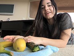 Long hair brunette models solo, inserting a big yellow squash in her tight young pussy. Masturbation for Nadine gives a new meaning to food fetish.