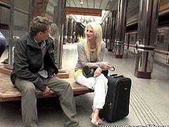 Amateur blonde chick meets a guy at the subway. He invites her to his place to chill together. As she has nothing against one night stands she accepts his invitation with no hesitation. Later in the clip, they fuck passionately in a missionary position.