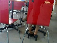 Candid Asian Nylon Shoeplay Feet Legs in Cafe