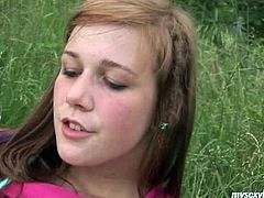 My Sexy Kittens brings you a hell of a free porn video where you can see how this brunette teen belle sucks and gets fucked outdoors while assuming very hot poses.