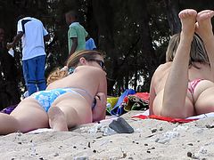 soles feet at the beach in reunion island 2