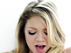 Jessie Andrews with small breasts and trimmed pussy cant live a day without touching her love box