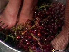 Their feet crumples mellow grapes