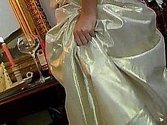 Watch a young cindy dollar masturbating and playing with a dildo in a yellow dress and high heels in a clubseventeen vid