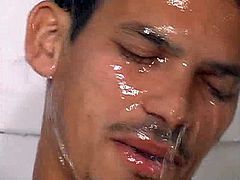 Bi Latin Men brings you a hell of a free porn video where you can see how this muscular Latino takes a shower and provokes you while assuming very naughty positions.