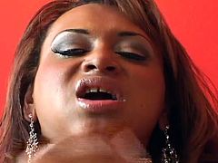 Hot masturbation as Ebony shemale takes the dick, lets the juices fly across the screen.
