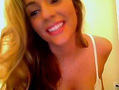 Beautiful Brunette Fingers Pussy On Cam