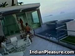 Chick from Sri Lanka invites her lover to go outdoors and get naked exchanging oral sex. She also gives an awesome blowjob and can suck like a professional pornstar.