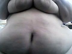 Belly jiggle