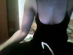 Cute 29yo housewife flashes her hot titties to me on Omegle