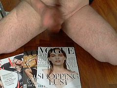 fashion magazine cum vogue