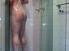 Showering in my Tendenze