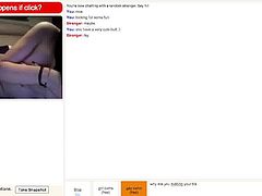 Girl with cute butt and no shirt - Omegle