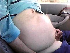 Fat guy chunks in car