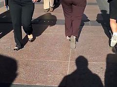 Best gilf booty I've ever seen in dress pants vpl 3