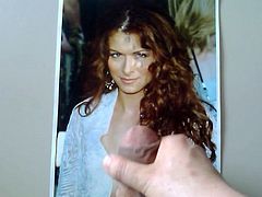 Debra Messing cum tribute