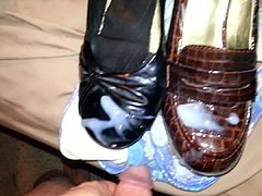 More cumming on shoes