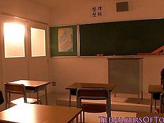 http://img2.xxxcdn.net/0g/n2/tm_japanese_schoolgirl.jpg