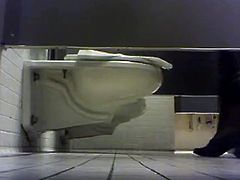 college girls toilet spy