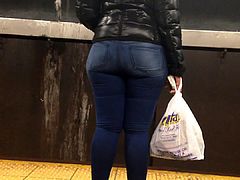 Candid Wide Booty in Train Station 2