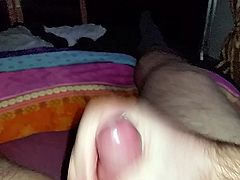 Cumshot in bed (06.11.2015)