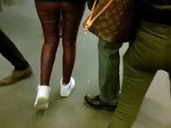 Leggings and tight jeans - nice asses