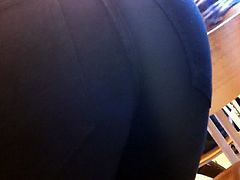 Hot classmate wiggling her tight ass infront of me