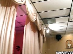 Stripper is wagging his dick