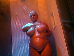 Samantha 38G - In the shower