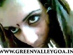 Smart Mallu Wife Cheating Her Husband With Oy Friend (new)-1
