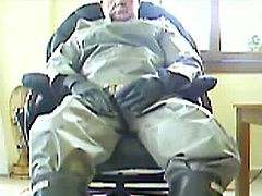 First rubber video.