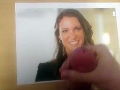 Cum Tribut Stephanie McMahon