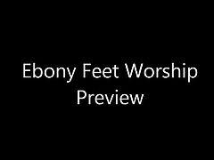 http://img4.xxxcdn.net/0e/2n/og_ebony_feet.jpg