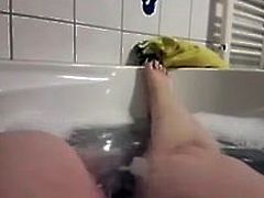 BBW feet in bath