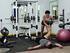 TheRealWorkout - Hot Personal Trainer Fucks Client At Gym