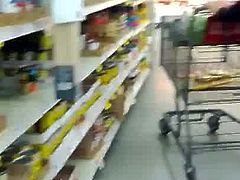 Sexy Latina MILF With Nice Round Booty At A Supermarket