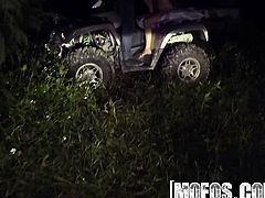 Mofos - I Know That Girl - Naked Hotties ATV