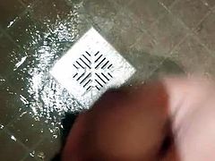 Chubby guy wanking and cumming in the shower