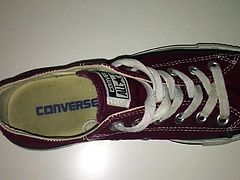 My Sister's Shoes: Converse low maroon Part 2 I 4K