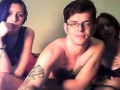 Hot amateur hardcore threesome video