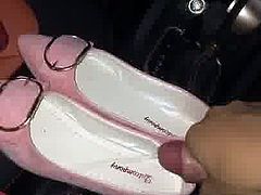 Cum in pink heel